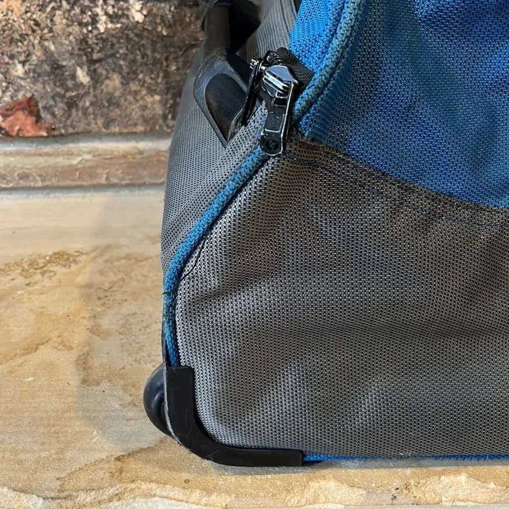 Fūl Blue and Grey Rolling Travel Duffel Bag